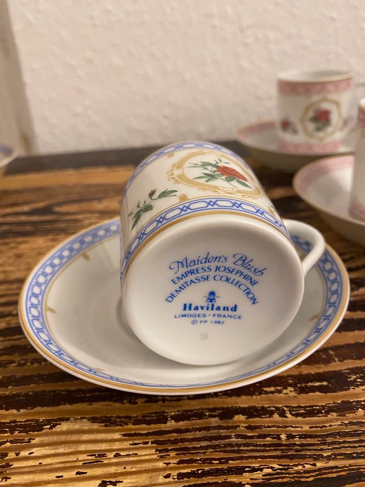 Empress Josephine Demitasse Collection Haviland 12 Mokkatassen in Bad Harzburg