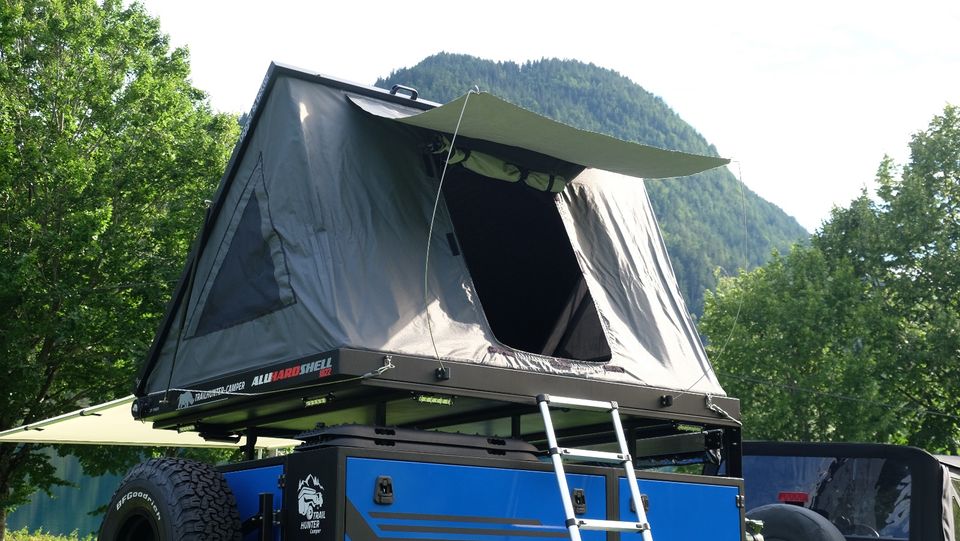 Offroad-Anhänger-Trailer-Camper-Dachzelt-Neu-Vermietung-Rosenheim in Pfaffing