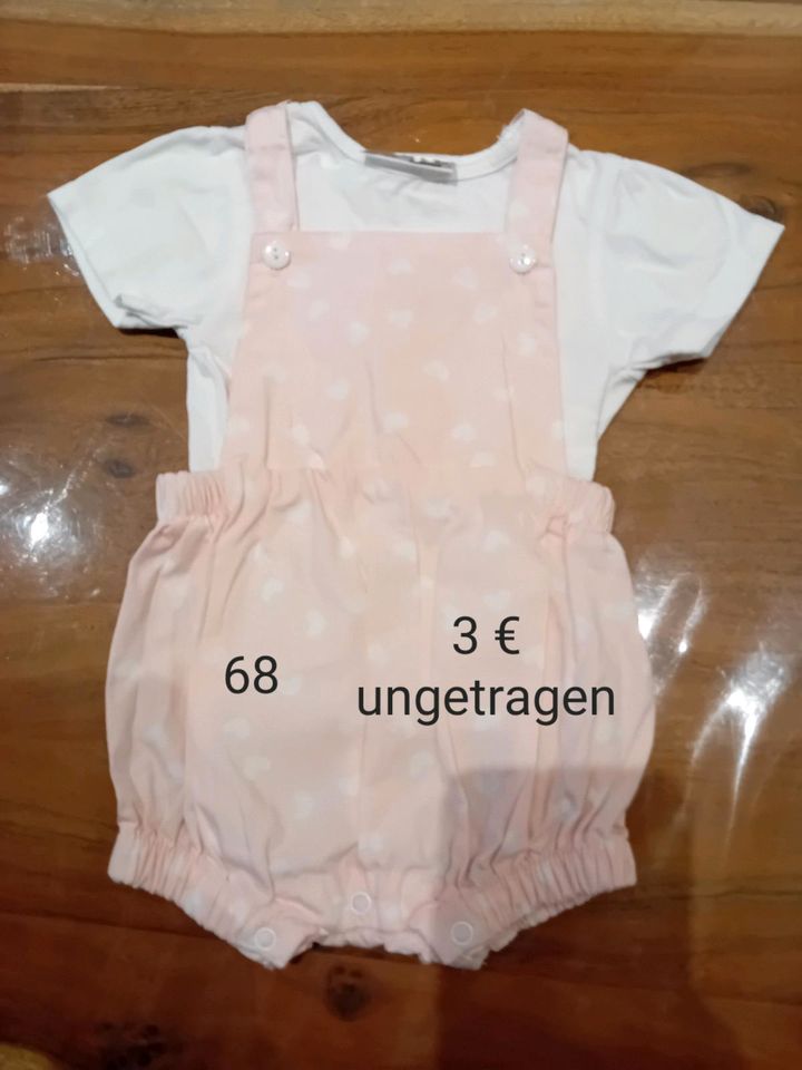 Babykleidung in Mönchengladbach