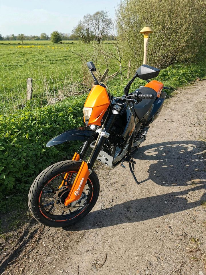 Sfm zz 125 Supermoto in Boostedt