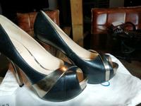 GUESS HIGHHEELS PLATEAU 38 SCHW. GOLD Brandenburg - Panketal Vorschau
