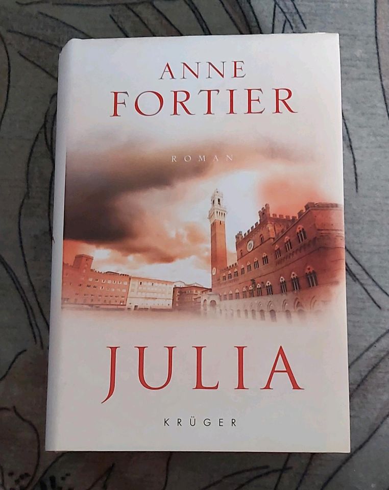 Roman Julia von Anne Fortier in Berlin
