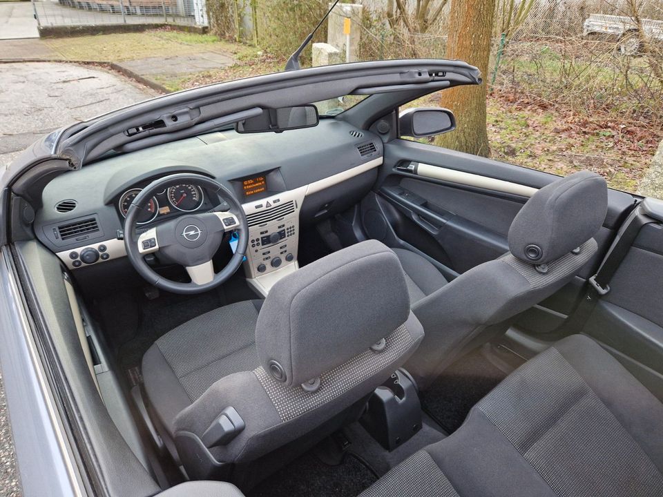 Opel Astra H Twin Top Edition in Bargteheide