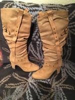 Damen Lederstiefel Gr. 37 Absatz 5 cm Braun sehr guter Zustand Brandenburg - Senftenberg Vorschau