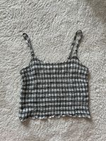 Hollister Crop Top gestreift grau / weiß Nordrhein-Westfalen - Recklinghausen Vorschau