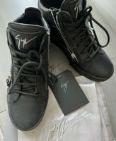 Original Giuseppe Zanotti Sneaker Leder Schwarz Gr. 35 Berlin - Wilmersdorf Vorschau