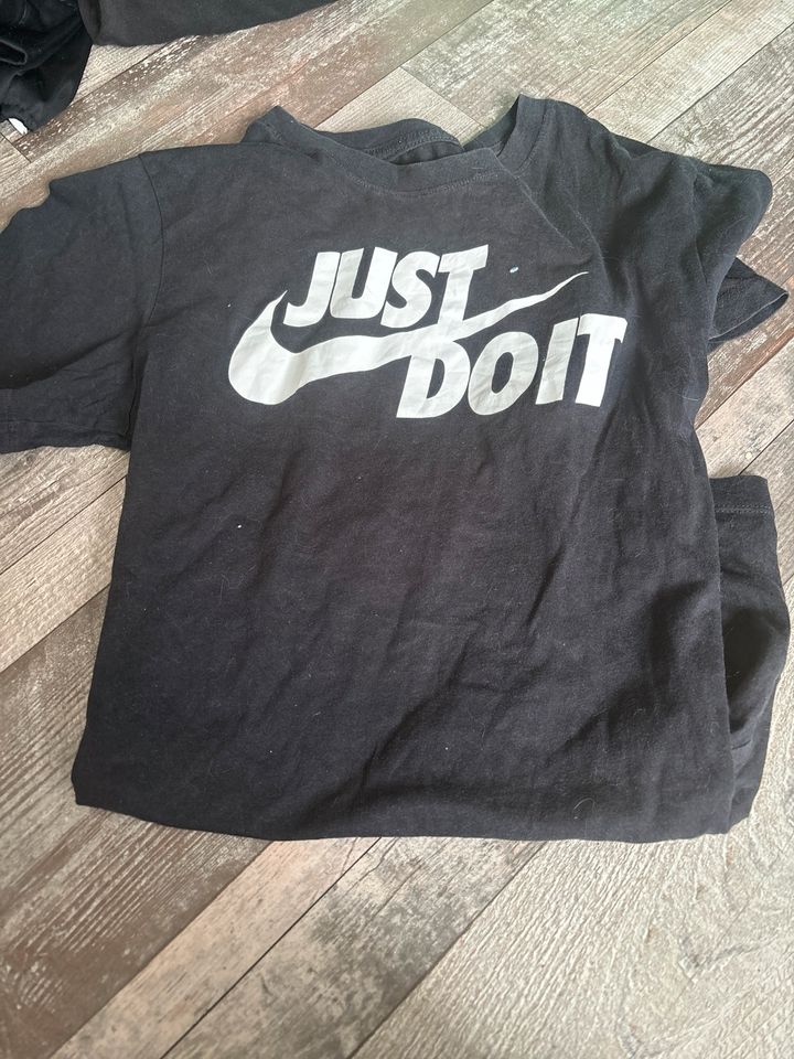 Nike T Shirt in Taunusstein