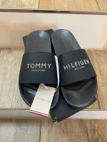 NEU Tommy Hilfiger Glitter Pool Slide Pantolette Gr 42 Niedersachsen - Apensen Vorschau