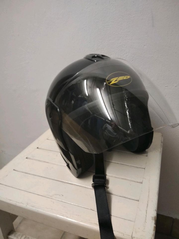 Helm für motorrad in Kreuzau