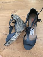 S.Oliver Gr. 41 NEU Keilsandalen Pumps High-Heels blau navy beige Bayern - Oberviechtach Vorschau