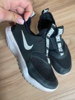Nike Kinder Schuhe Gr. 28 schwarz weiß Nordrhein-Westfalen - Herne Vorschau