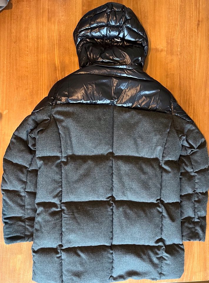 BOGNER Daunen Parka Winterjacke Wintermantel Gr. 56 in Berlin