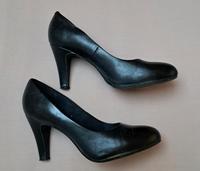 Pumps Gr 41 schwarz 5th Avenue Nordrhein-Westfalen - Hiddenhausen Vorschau