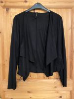 Blazer Poncho Wildlederoptik schwarz neu stradivarius s 36 Niedersachsen - Braunschweig Vorschau