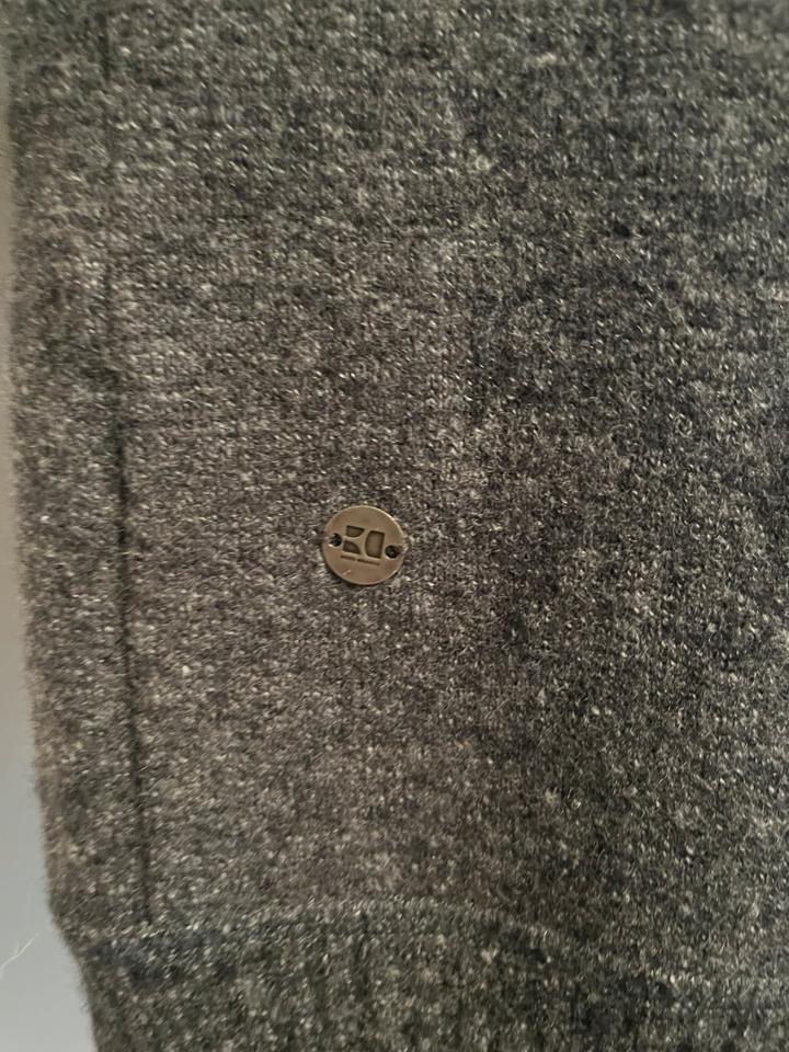Hugo Boss -Orange Wollkleid mit raffinierten Reißverschluss in Maxdorf