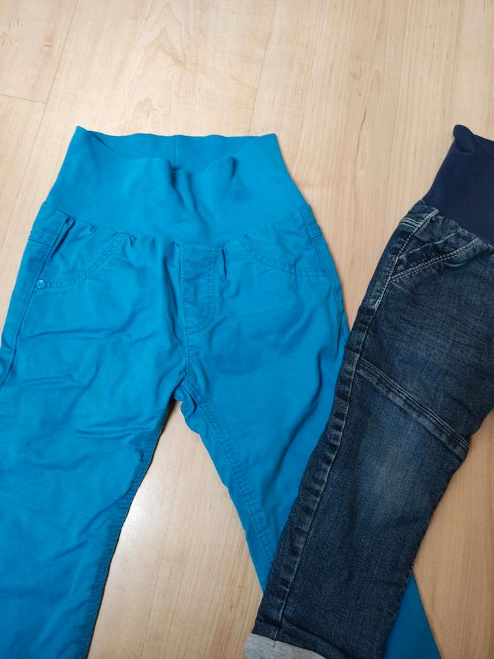 2 Hosen Esprit und S. Oliver 86 Jeans in Berlin