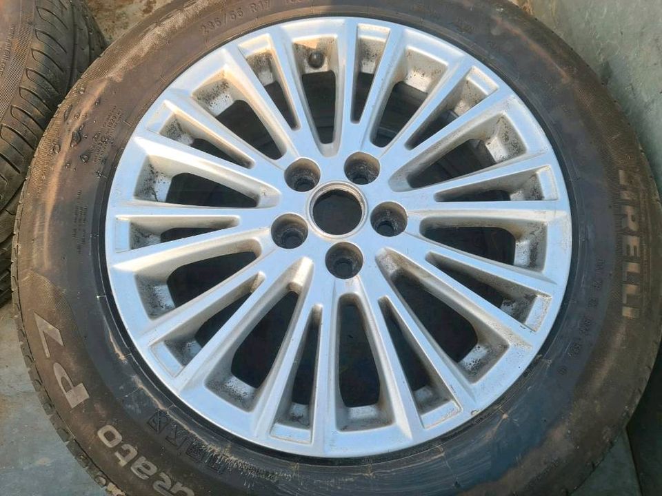 2 Sommerräder Ford 235/55 R17 103Y Pirelli 45/21 in Kritzmow