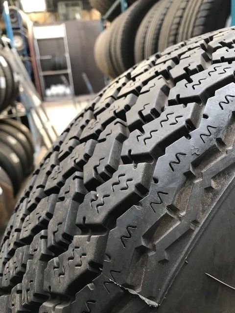 215/70 R14 92W Sommerreifen Michelin XWX in Riedstadt