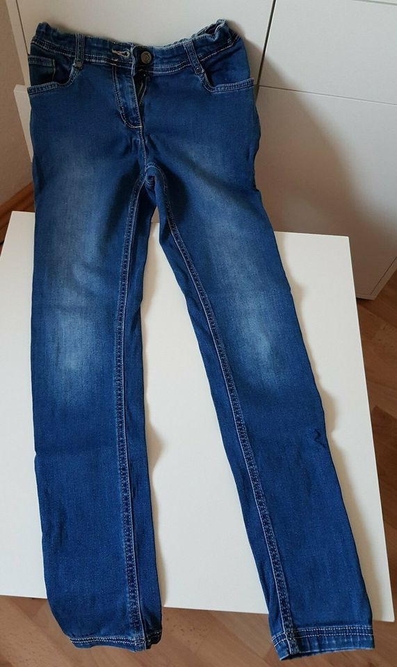 Jeans Skinny Größe 158 blau für Mädchen in Hannover