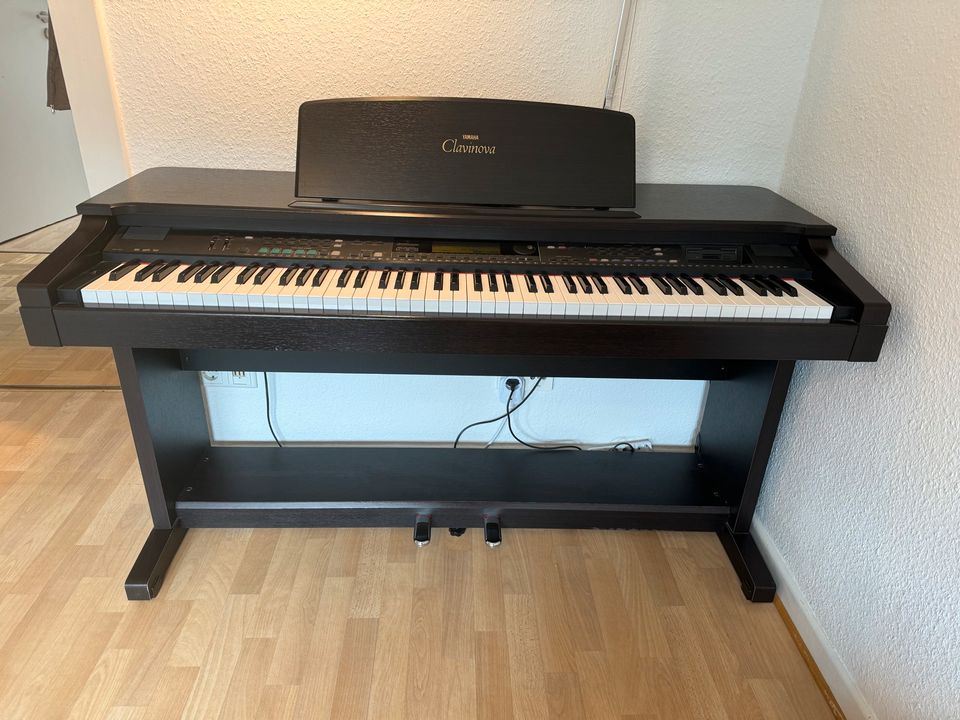 Klavier E-Piano Yamaha Clavinova CVP59S in Düsseldorf