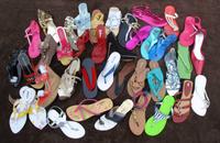 Biete 38 Paar Sandaletten High Heels FlipFlops NP 920 Brandenburg - Löwenberger Land Vorschau