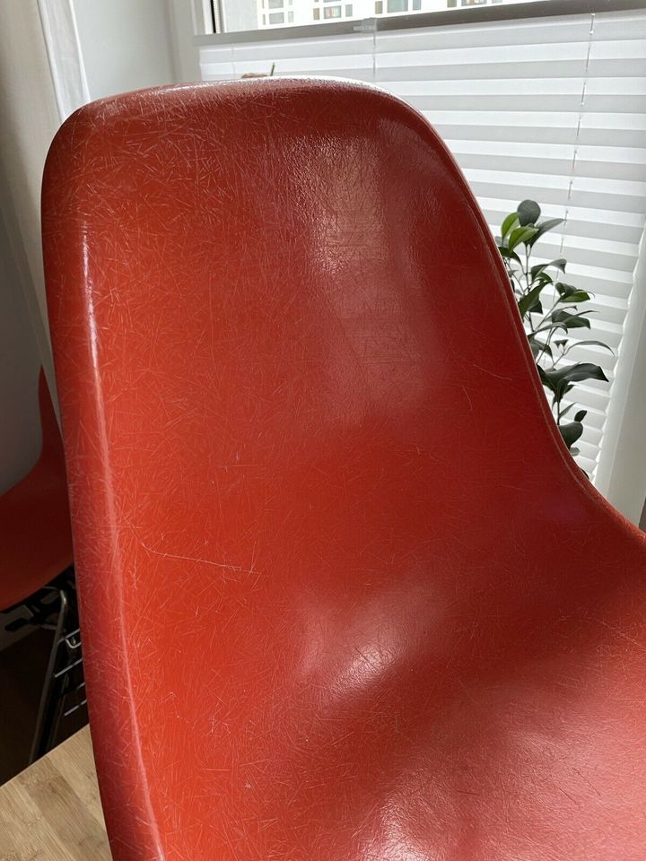 Herman Miller Schale Sitzschale Fiberglas orange in Braunschweig