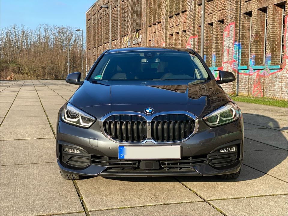 BMW 118d AHK, AUT, PDC, RFK, SHZ, LED, TEMP, ACC, DAB in Dortmund