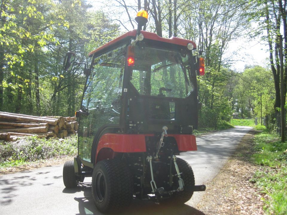 NEU Branson 1905h Schlepper Traktor Hydrostat 19PS Kabine Heizung in Brilon