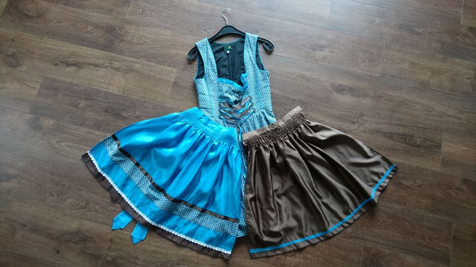 Dirndl, Tracht von Stoiber in Velden