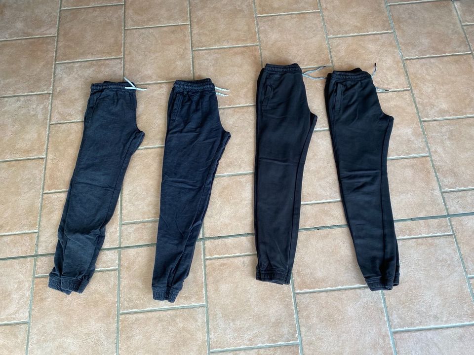 Jogginghosen Jogger Sweathose 176 C&A schwarz in Attendorn