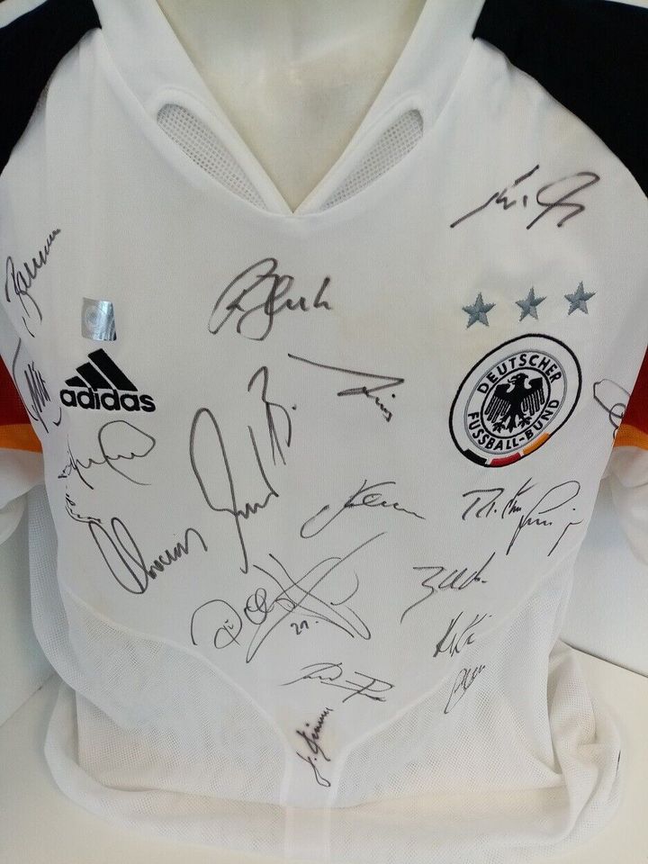 Deutschland Trikot EM 2004 Teamsigniert COA Autogramm Adidas XL in Lünen