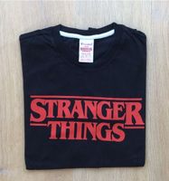 Champion T-Shirt stranger things Gr. M super Zustand Hessen - Sulzbach Vorschau