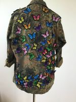 NEU Designer Einzelstück Oversize Armeejacke „butterflys“ Berlin - Spandau Vorschau