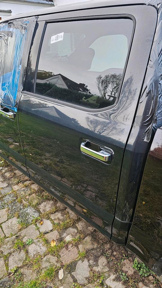 Ford f150 2015-2020 türe lack Nr UH Tuxedo Black Metallic in Recklinghausen
