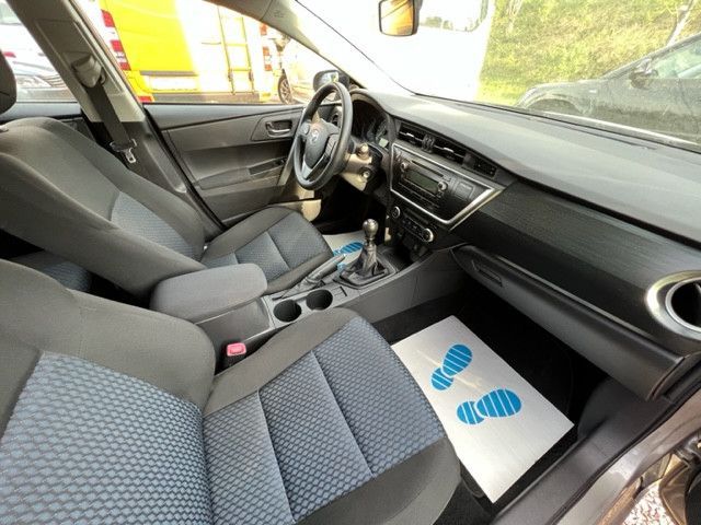 Toyota Auris Comfort 1,33*Klimaautomatik*HU/AU Neu* in Colditz
