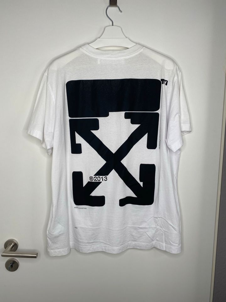 Off White Graphic Arrows T-shirt XXS ( Fitted wie L ) in Köln