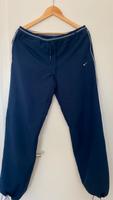 Jogginghose Nike 40/42 Niedersachsen - Weyhe Vorschau