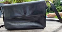 Kleine Leder Handtasche schwarz aus Italien Nordrhein-Westfalen - Willich Vorschau