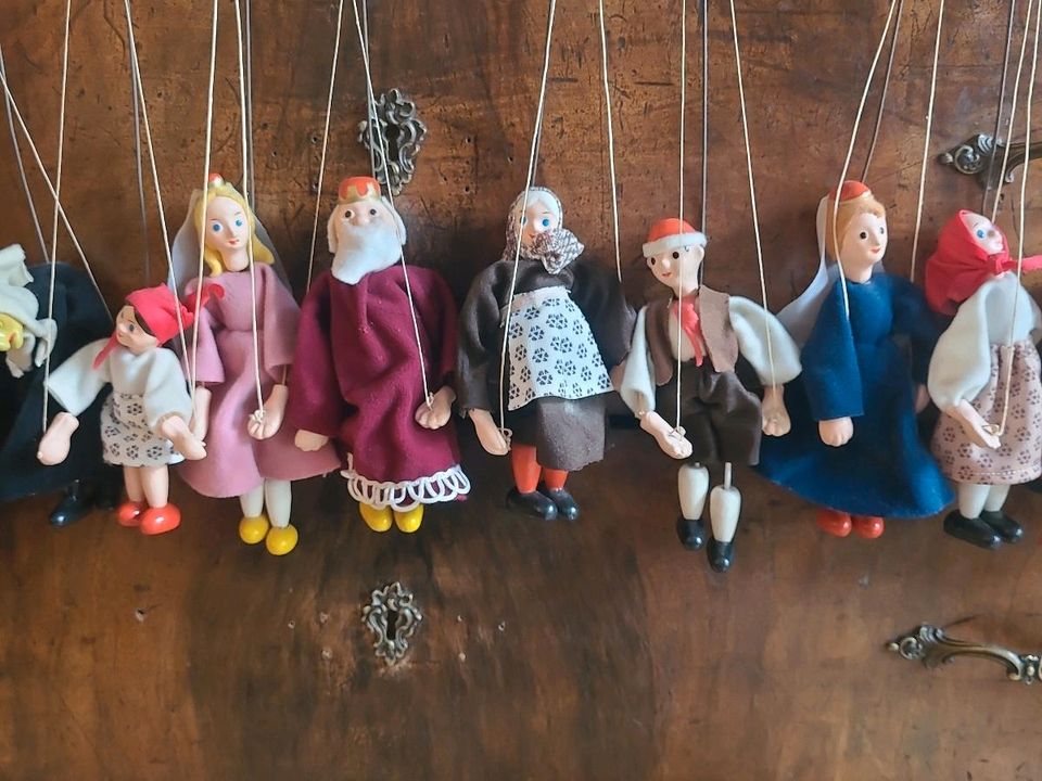Böhmische Marionetten 14 Stück in Fürth