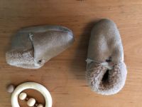 schafwollschuhe lederschlappen babyschuhe ca 10,5 cm Füße Mecklenburg-Vorpommern - Boizenburg/Elbe Vorschau