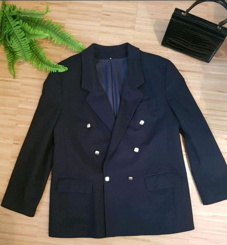 Toller ESCADA Long Blazer 44/42 Streifen wie NEU Business in Tübingen