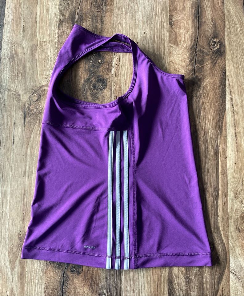 Adidas Sporttop Climalite Größe S in Suhl