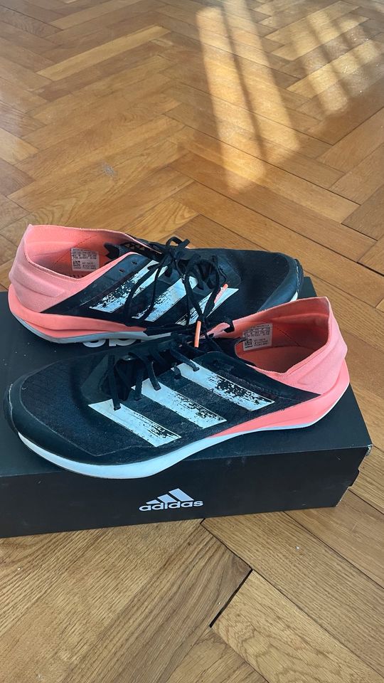 Adidas 39 1/3 RapidaRun leichte Laufschuhe Sportschuhe Sneaker in  Niedersachsen - Uelzen | eBay Kleinanzeigen ist jetzt Kleinanzeigen