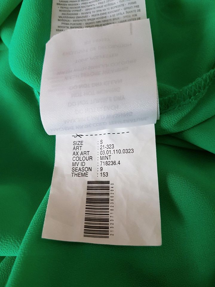 Damen/ Bluse ohne Arm grün Größe S in Schongau