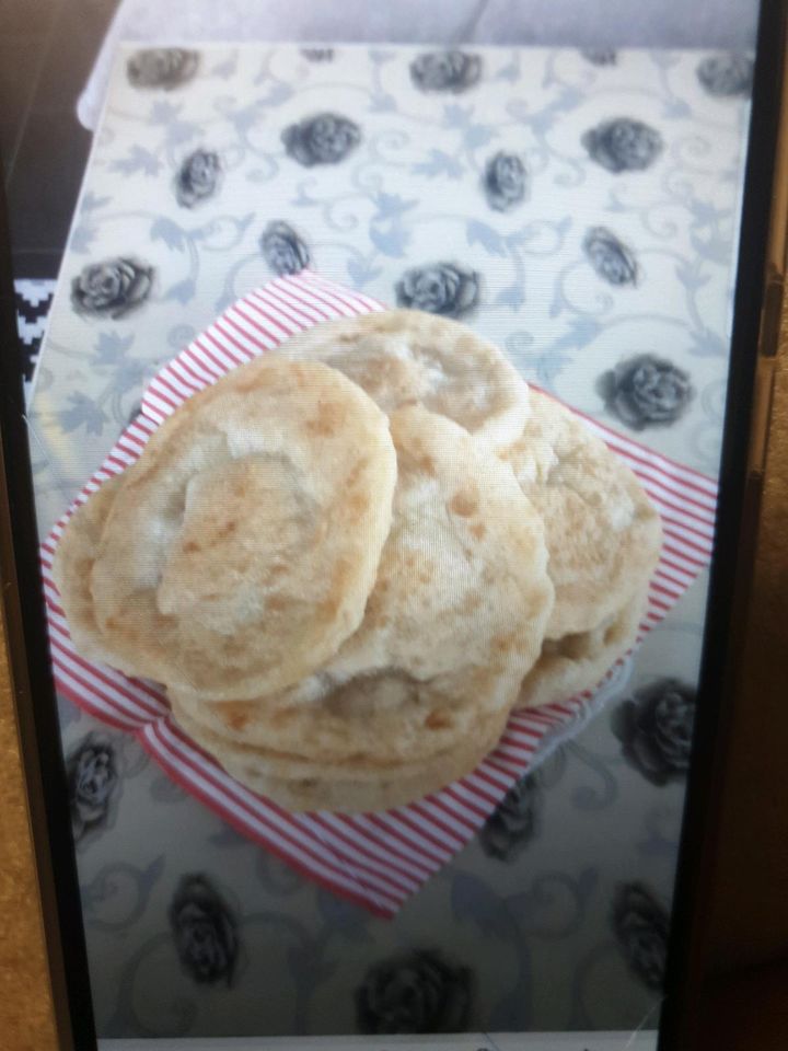 Selbs gemahten Kekse Desserts Gebäck Pffankuchen und viele mehr in Korb