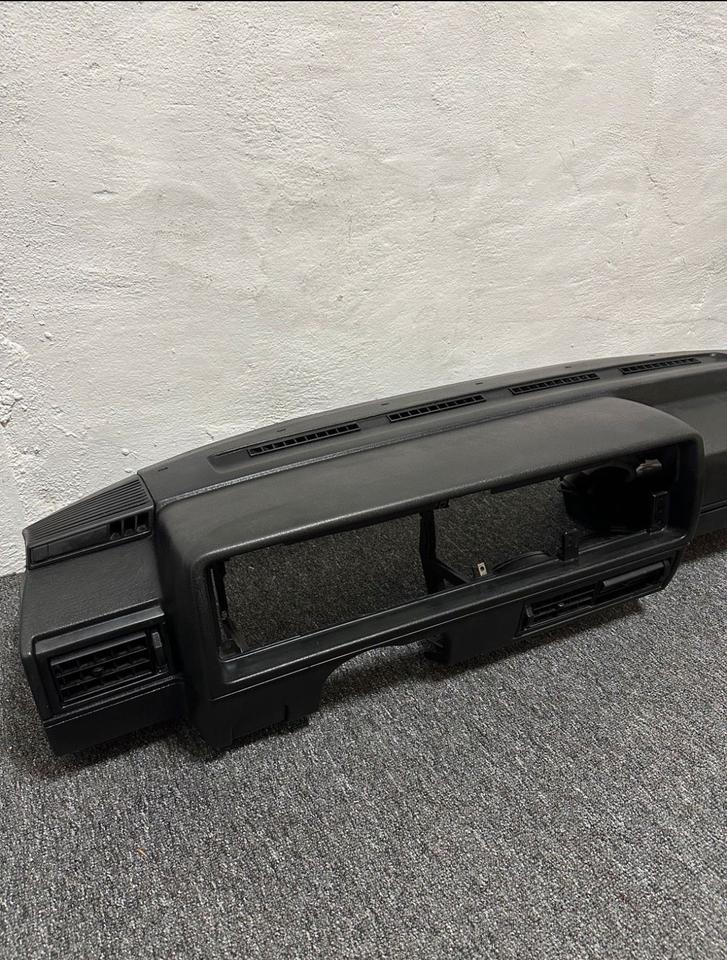 Golf 2 (GTI/G60/VR6) - Armaturenbrett inkl. Lüftung  - Schlachter in Weißwasser