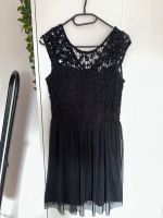 Schwarzes Kleid mit Netzeinsatz, Größe 40 Sachsen - Lugau Vorschau