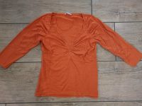 dünner Pulli Pullover Shirt orange tiefer V-Ausschnitt Orsay L Niedersachsen - Lemförde Vorschau