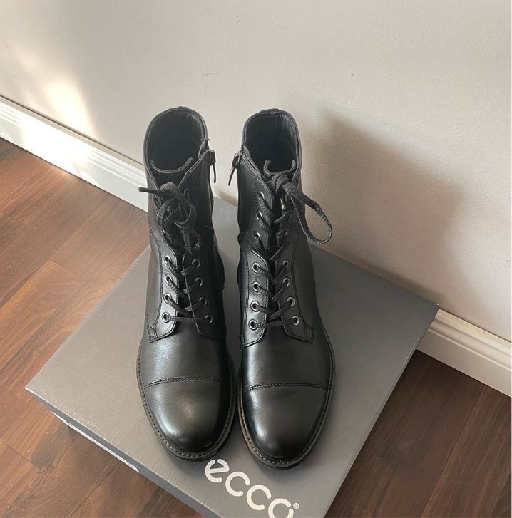 Ecco Stiefeletten NEU mit Karton in Düsseldorf