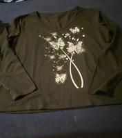 2 Schöne Lang Arm  Shirts  abzugeben Bremen - Neustadt Vorschau